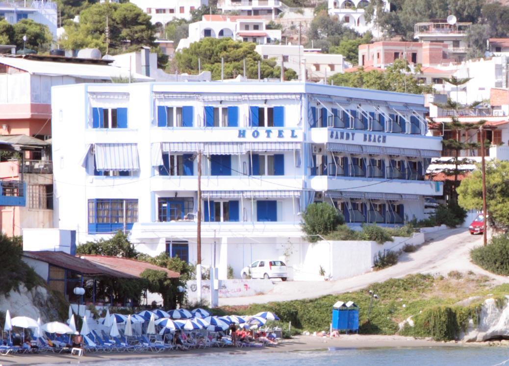 Hotel Sandy Beach à Agia Marina  Extérieur photo